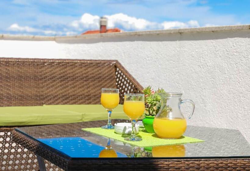 ホテル Downtown Private Rooms