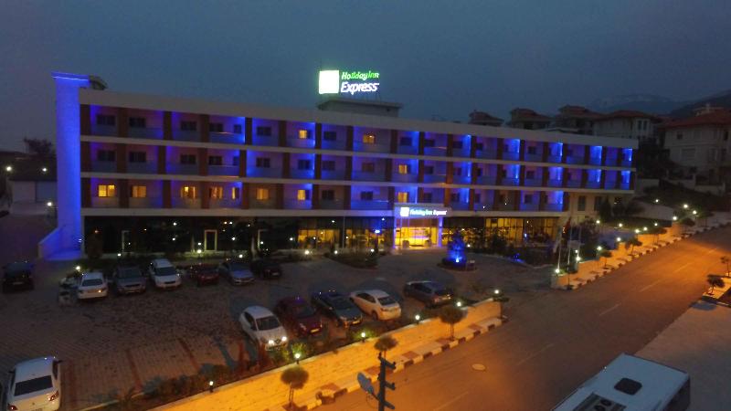 호텔 Holiday Inn Express Manisa West, An Ihg