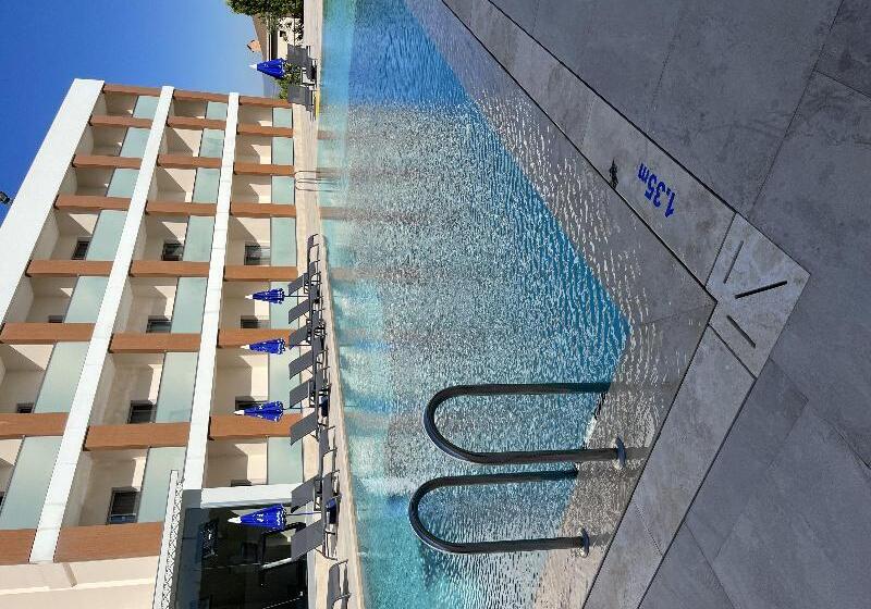 호텔 Holiday Inn Express Manisa West, An Ihg