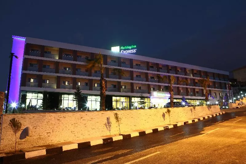 호텔 Holiday Inn Express Manisa West, An Ihg