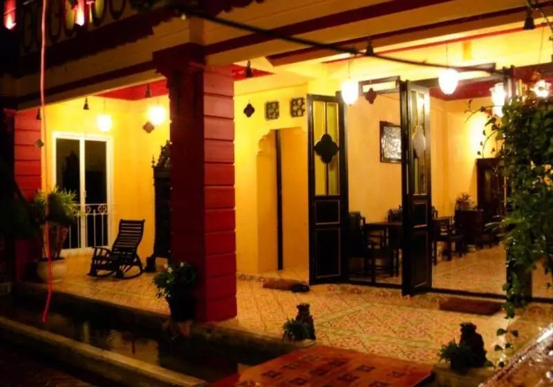 هتل Khaolak Boutique Hertitage