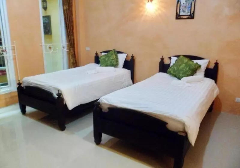 هتل Khaolak Boutique Hertitage