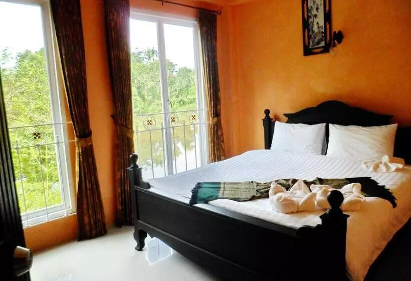 هتل Khaolak Boutique Hertitage