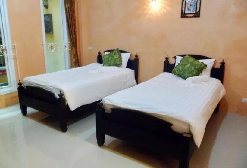 هتل Khaolak Boutique Hertitage