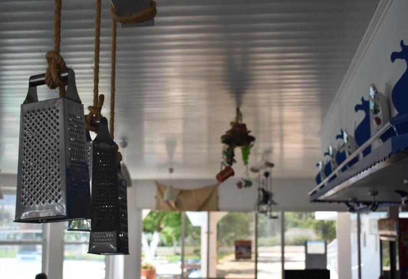 호텔 Manos Pension