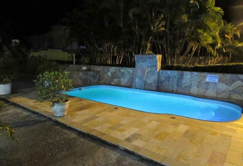 Otel Pousada Dos Golfinhos