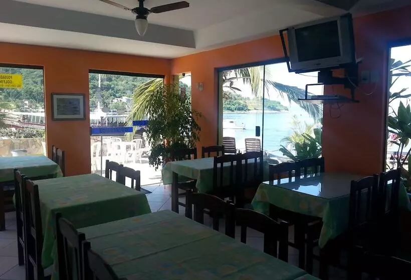Otel Pousada Dos Golfinhos