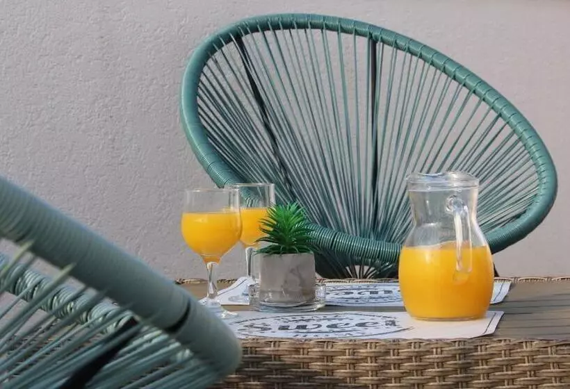 ホテル Downtown Private Rooms