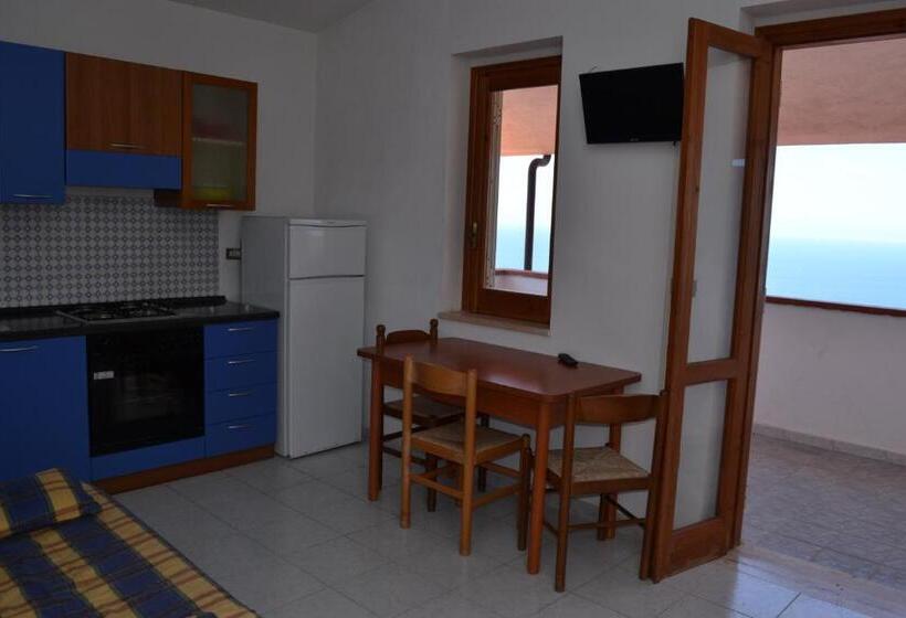 בית מלון כפרי Villaggio Calispera