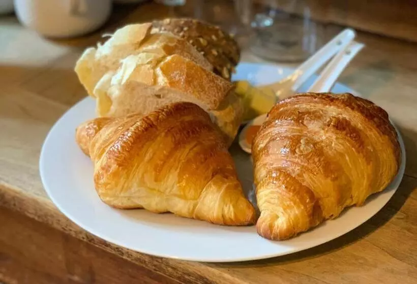 ベッドアンドブレックファースト Carcassonne Townhouse