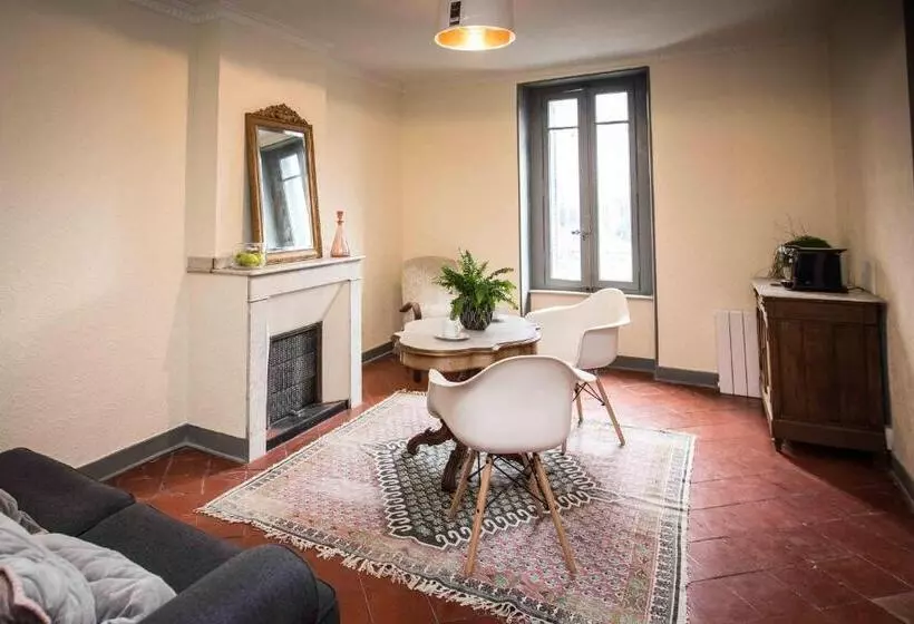 ベッドアンドブレックファースト Carcassonne Townhouse