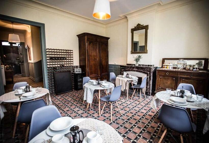 ベッドアンドブレックファースト Carcassonne Townhouse