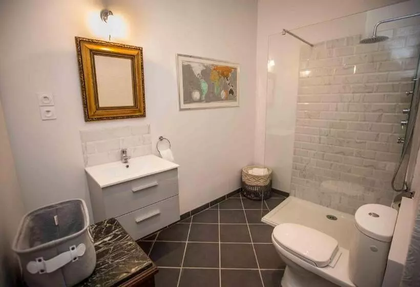 ベッドアンドブレックファースト Carcassonne Townhouse