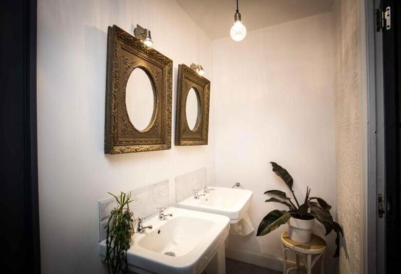 ベッドアンドブレックファースト Carcassonne Townhouse