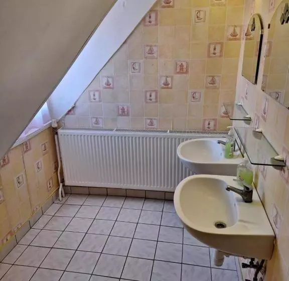 Aamiaismajoitus (B&B) Fenyő Panzió