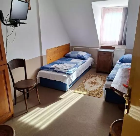 Aamiaismajoitus (B&B) Fenyő Panzió