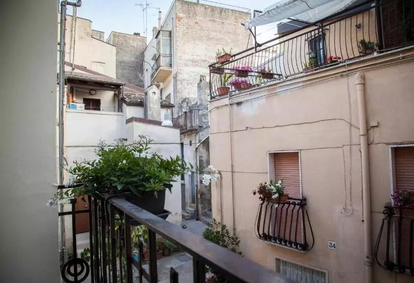 Aamiaismajoitus (B&B) Il Paradiso A Claustro Inferno