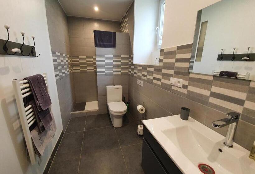 تختخواب و صبحانه Le Clos De La Canéda