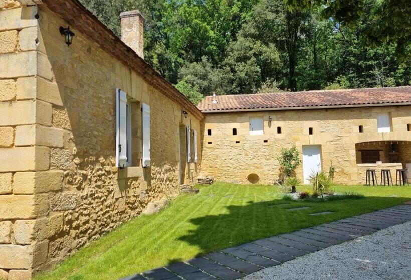 تختخواب و صبحانه Le Clos De La Canéda