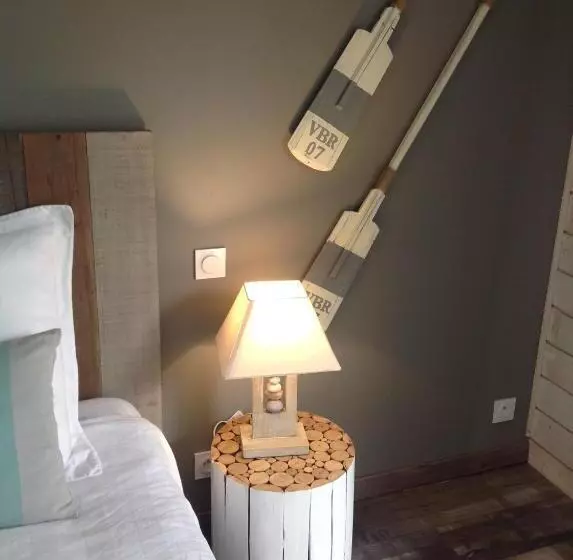 Aamiaismajoitus (B&B) Les Rives Du Bassin