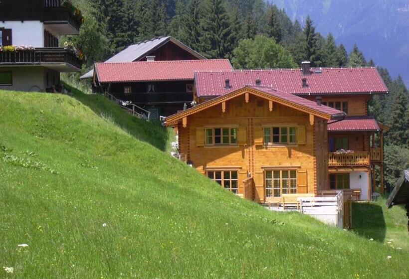هتل Bauerndörfl Hüttschlag