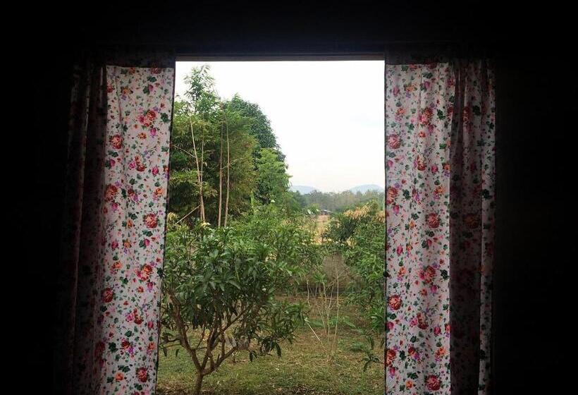 هتل บ้านสวนศิริ Siri Garden