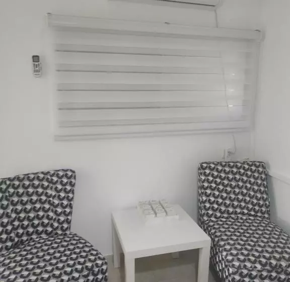 ペンション Akhva Accommodation Unit אחווה יחידת אירוח