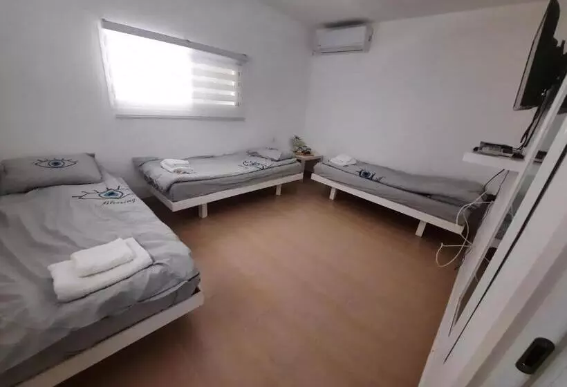 ペンション Akhva Accommodation Unit אחווה יחידת אירוח