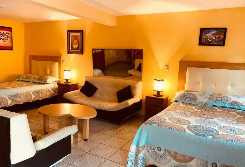 ペンション El Paraíso De Zacatlán Departamento Con Jardín, 11 Pax