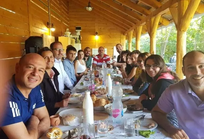 Majatalo élő Tisza Vendégház