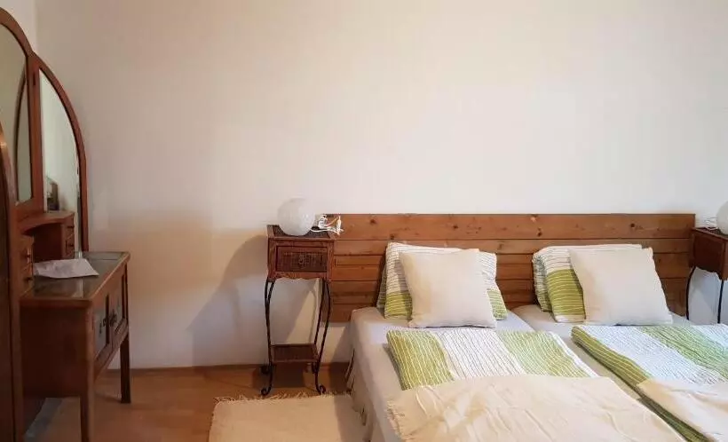 Majatalo élő Tisza Vendégház