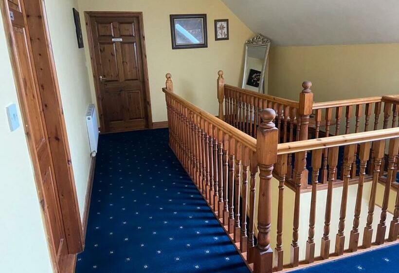 بنسيون Motorwaylodge Kilcoran Cahir E21rk60