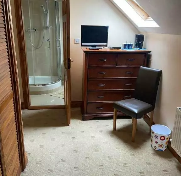 Majatalo Motorwaylodge Kilcoran Cahir E21rk60