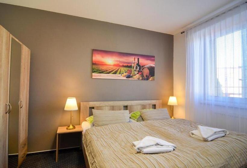 بنسيون Penzion Zaječák