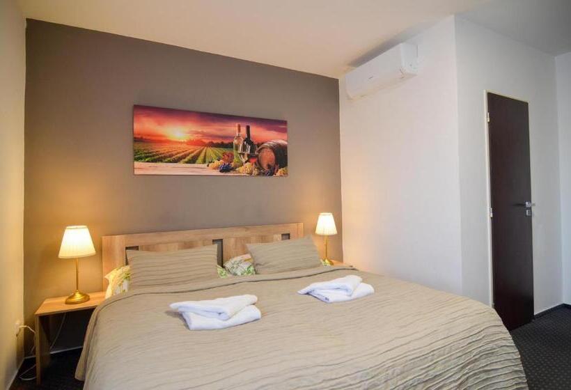 بنسيون Penzion Zaječák