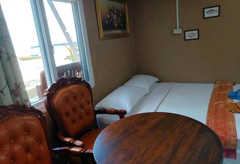 بنسيون Seaside Home