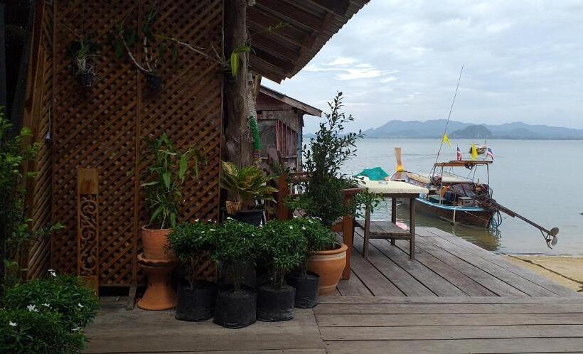 بنسيون Seaside Home