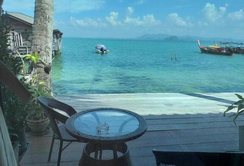 بنسيون Seaside Home