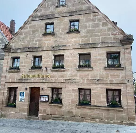 ペンション Zirndorf Gästehaus