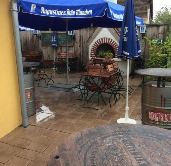 بنسيون Zirndorf Gästehaus