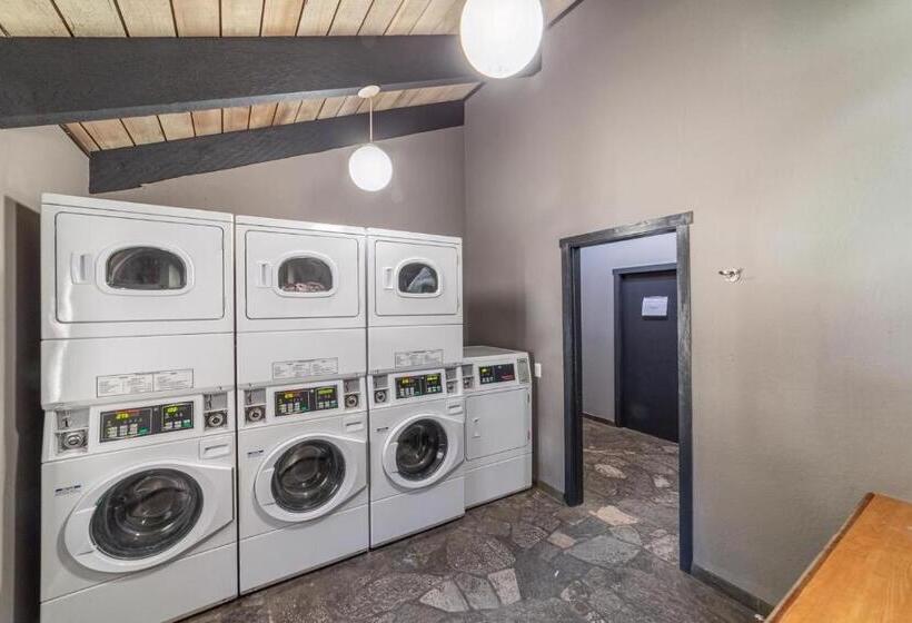 483 Steps To The Slopes Canyon Lodge Cozy Renovated Mammoth Townhome