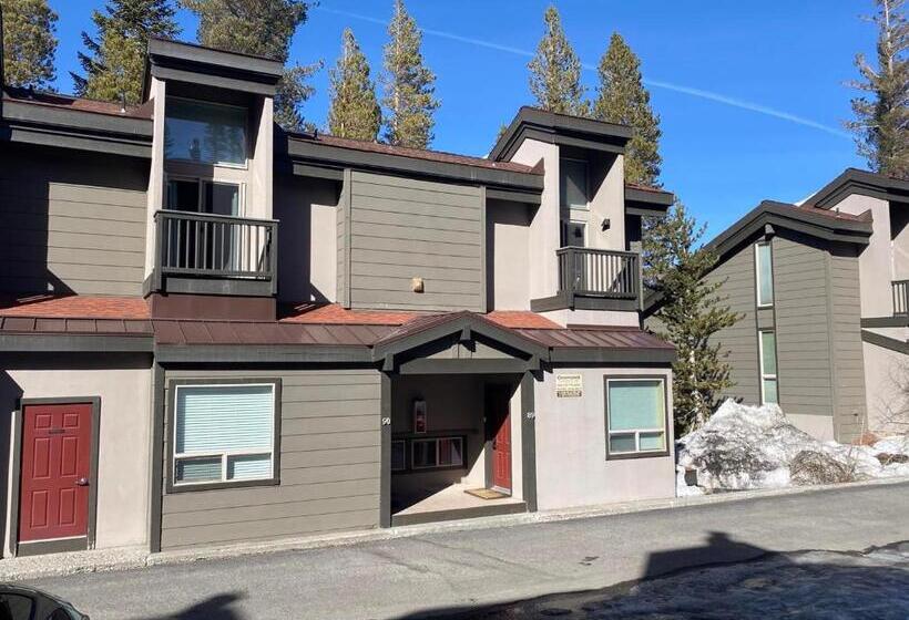 483 Steps To The Slopes Canyon Lodge Cozy Renovated Mammoth Townhome