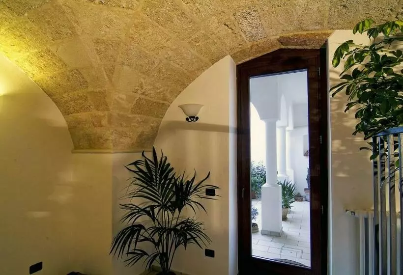 B&b Altrov è