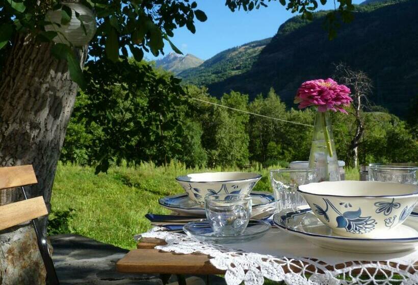 צימר Grange Epiney Bed E Breakfast