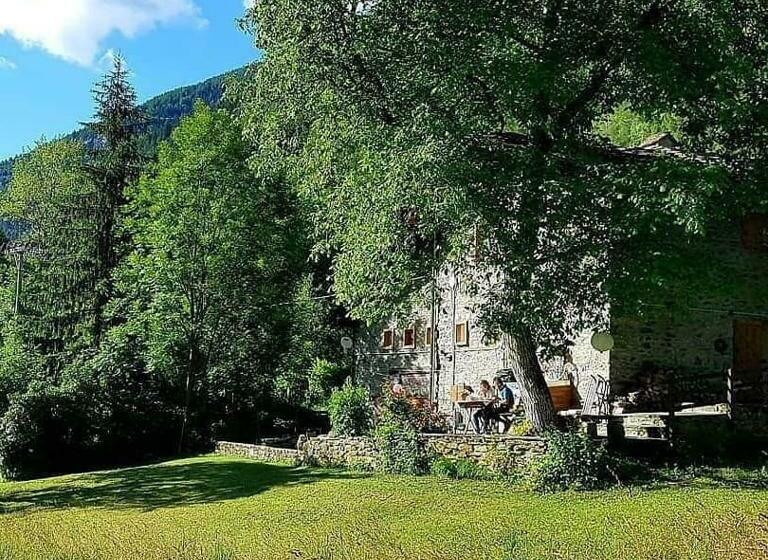 צימר Grange Epiney Bed E Breakfast