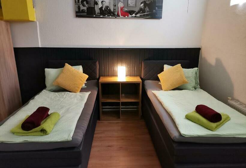 مبيت وإفطار Pension Prem