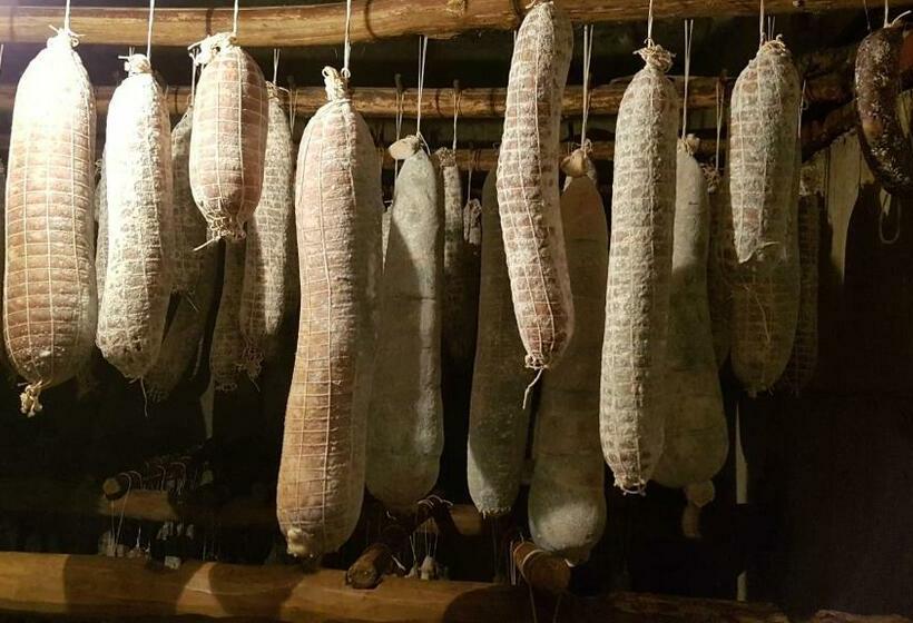 Отель Agriturismo Volpe Golosa