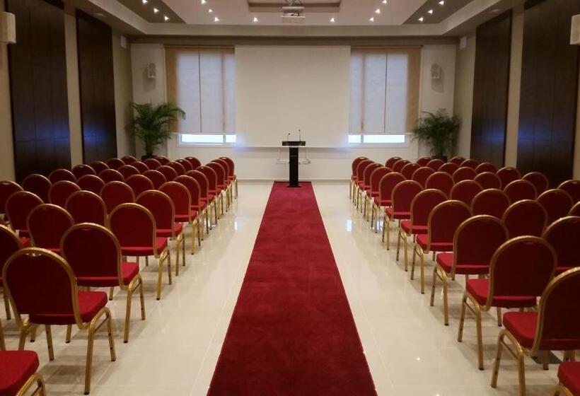 هتل Hôtel Tamuda Beach