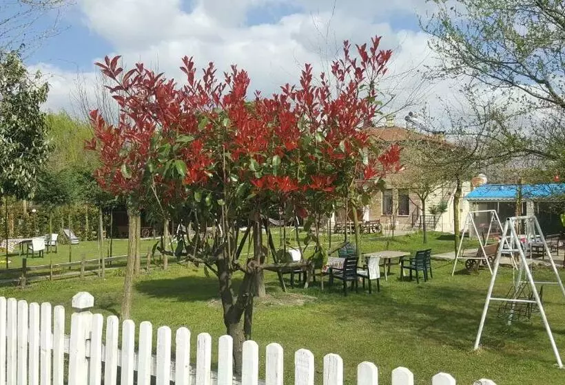 ホテル Sapanca Atlı Köşk Konaklama