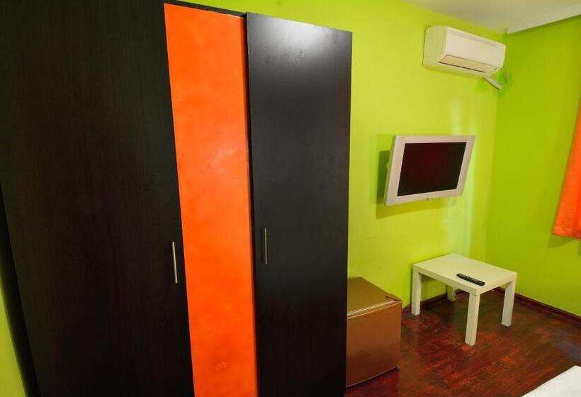 ペンション къща за гости нико